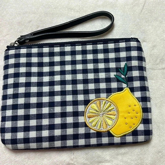 Old Navy lemon wristlet - Picture 1 of 4